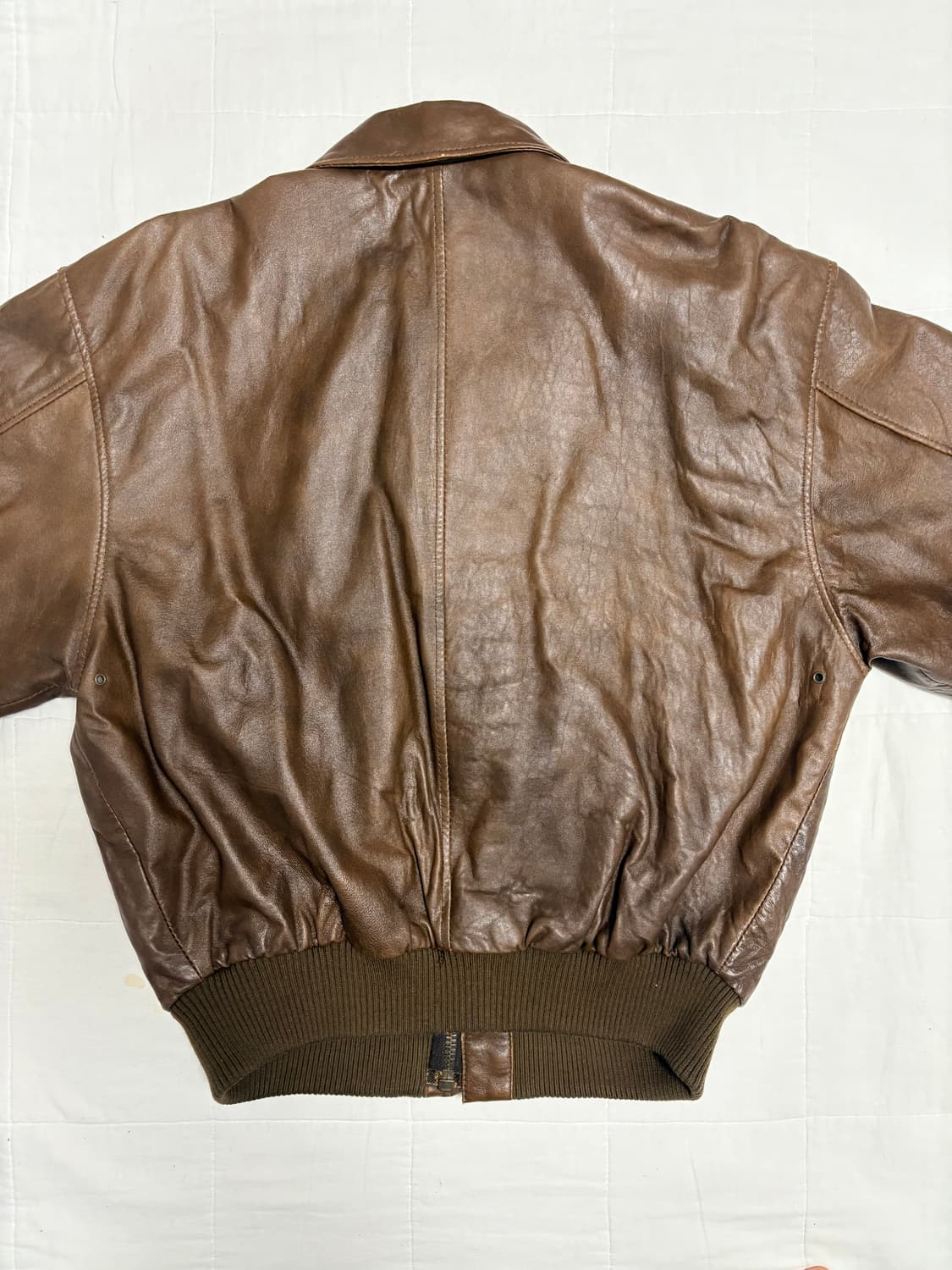 Avirex 90s A-2 leather jacket 상품이미지3