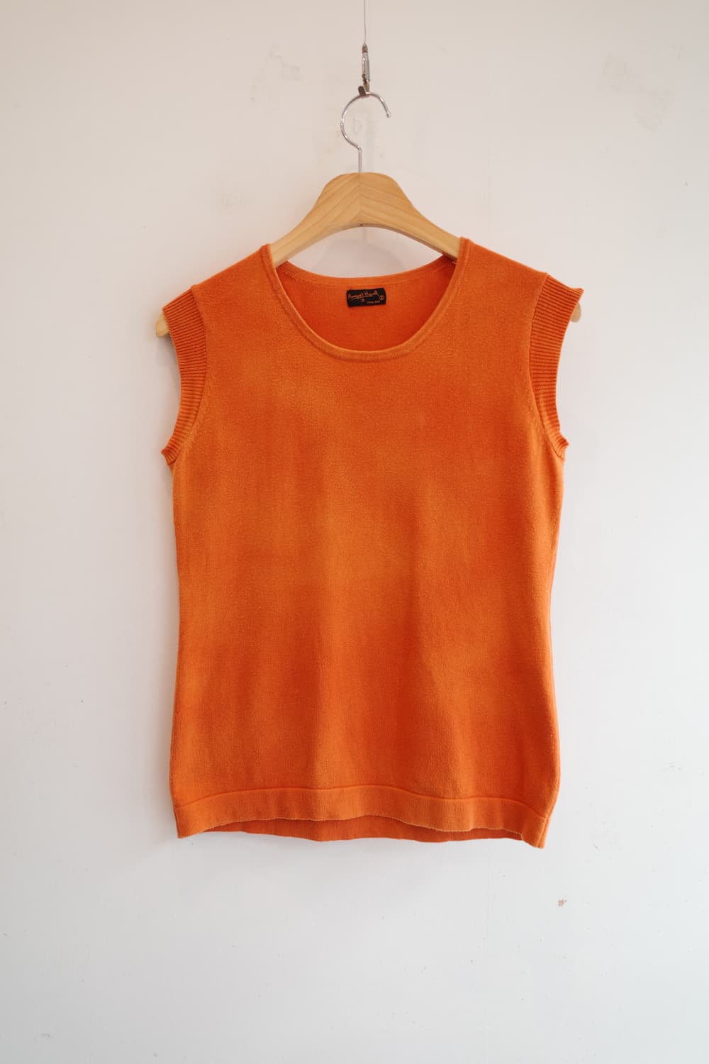 Margaret Howell 마가렛 호웰 슬리브리스 니트 상품이미지1