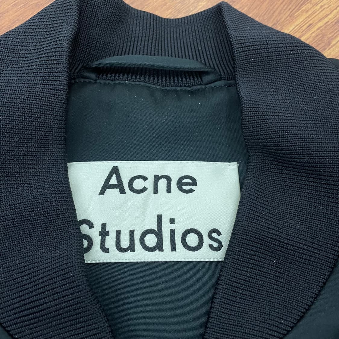 아크네스튜디오 오버핏 봄버 자켓 상품이미지3