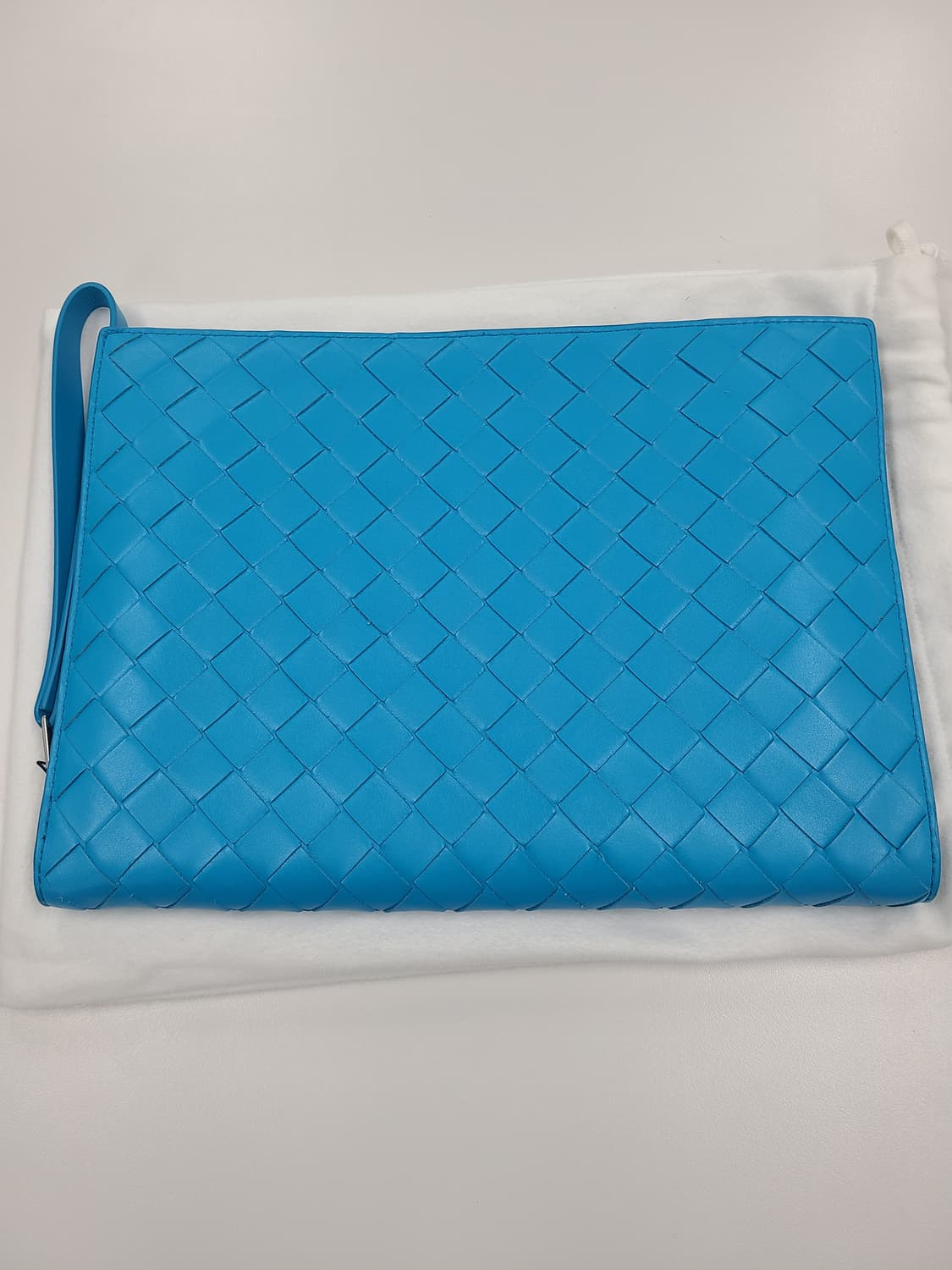 보테가베네타 인트레치마토 클러치 블루 미사용 상품이미지1