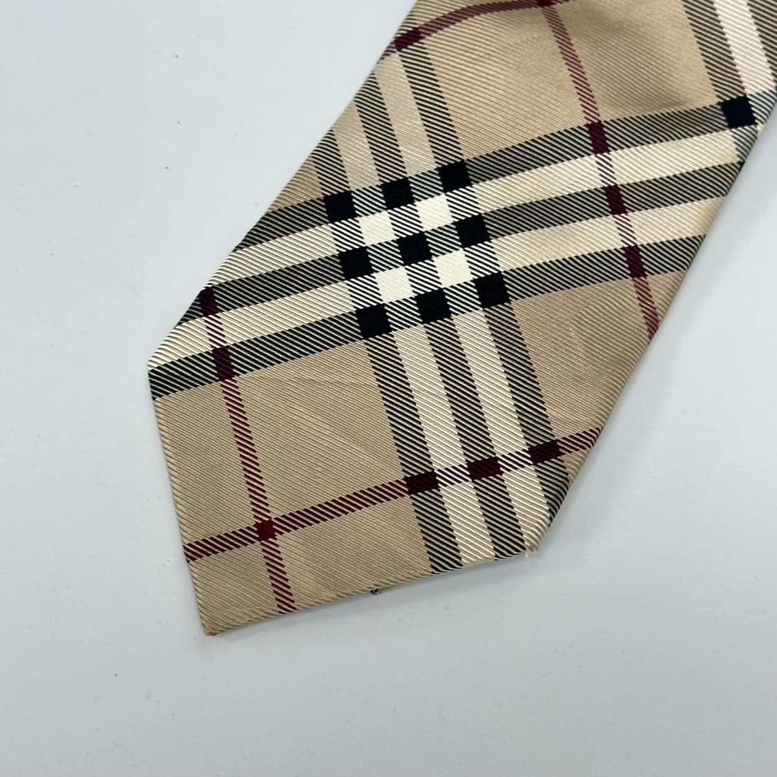 버버리 사선 체크 실크 넥타이 상품이미지2