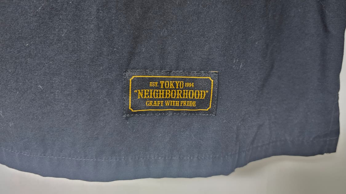 네이버후드 바쉴드 셔츠 XL판매합니다 상품이미지5