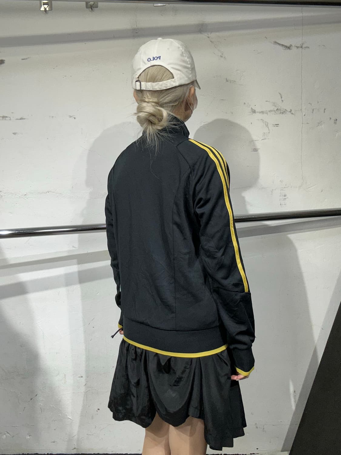 아디다스 블랙 골드 삼선 올드스쿨 트랙탑 져지 M 상품이미지3