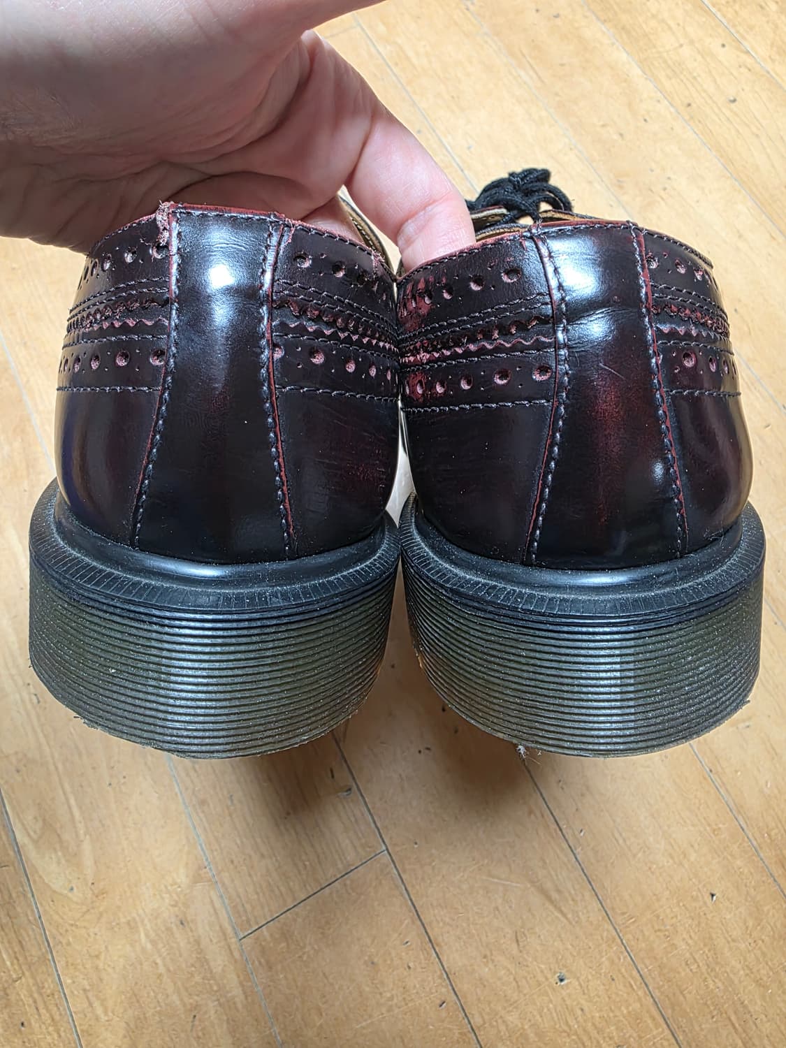 닥터마틴 버건디 윙팁 EU42 상품이미지2