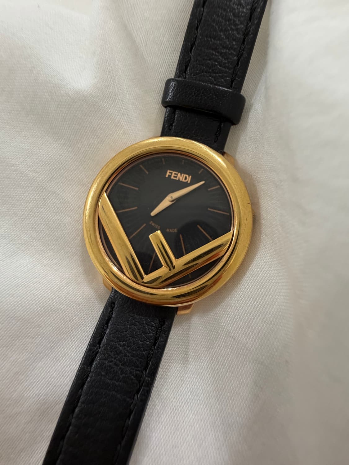 펜디 시계 팝니다 상품이미지3