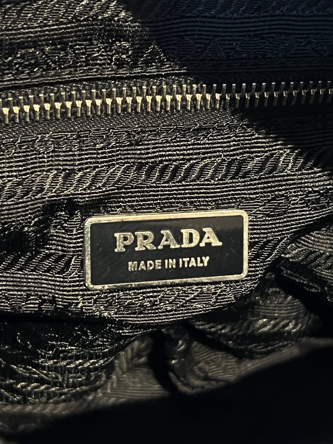 프라다 나일론 레더 스티치 숄더백 상품이미지9