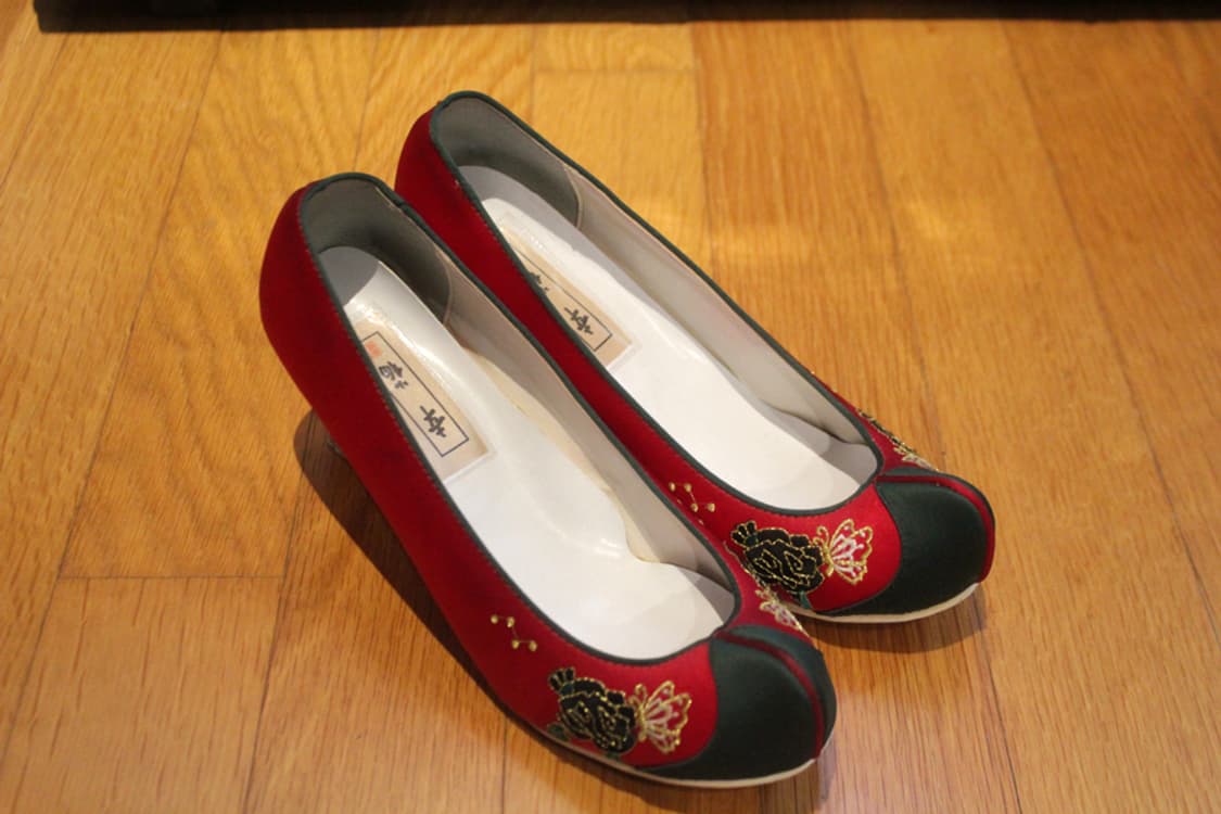 한복 꽃신 240사이즈 꽃신240 나비자수꽃신 한복구두 한복신발 구두 상품이미지1