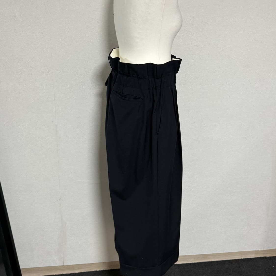 16ss 꼼데가르송 컬렉션라인 밴딩 하이웨스트 울팬츠 s 상품이미지3