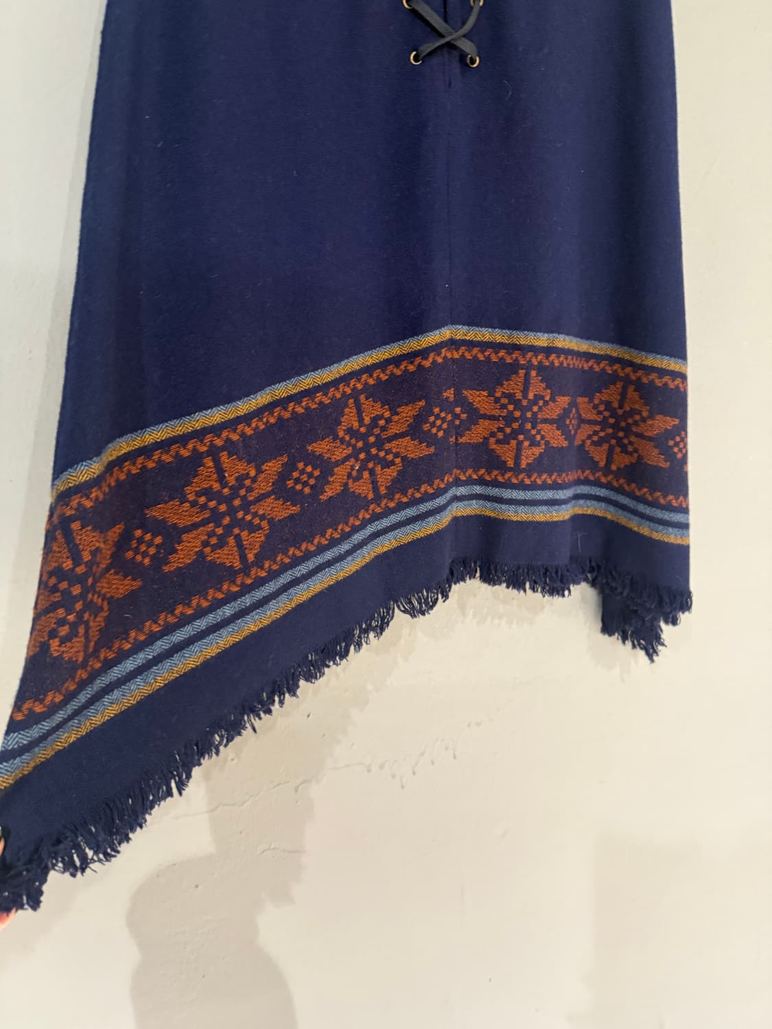 snow pattern eyelet detail unbalance sk 상품이미지7