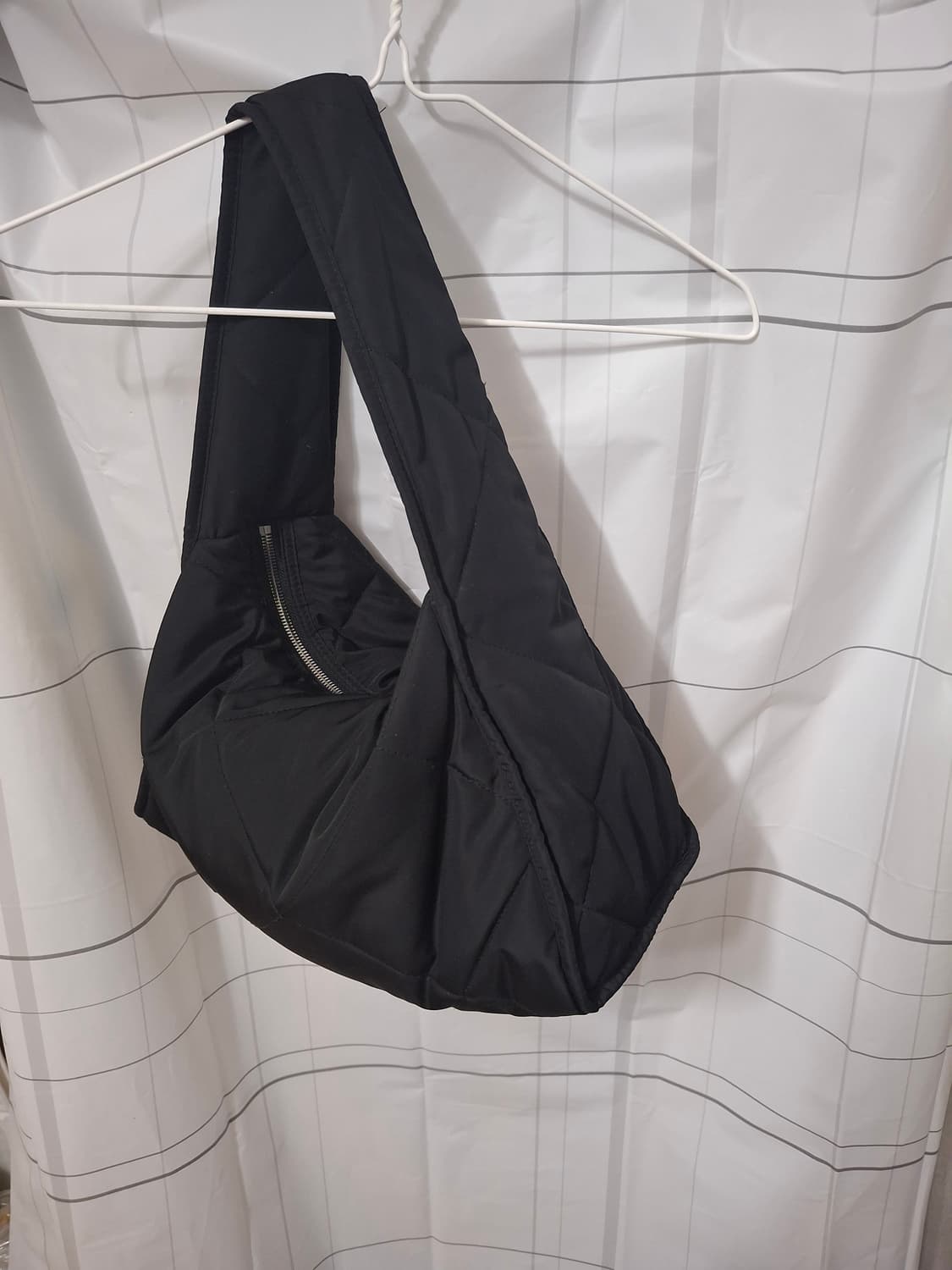 COS 퀼팅 숄더백 상품이미지1