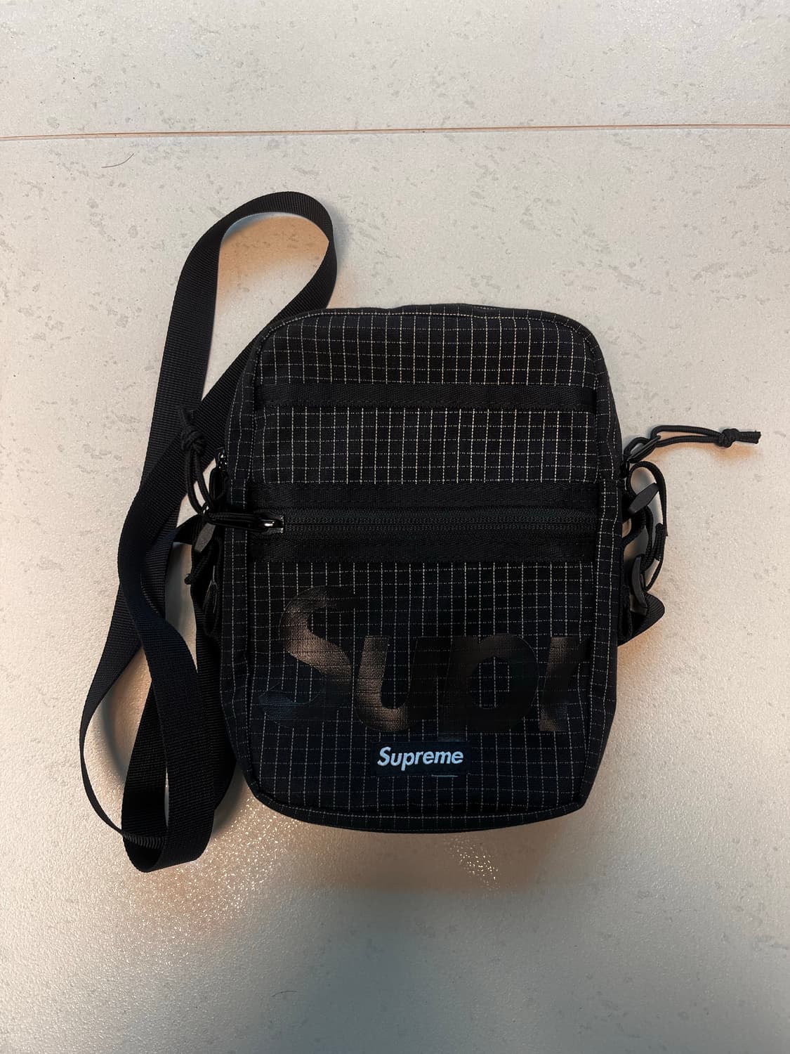 슈프림 미니백 상품이미지1