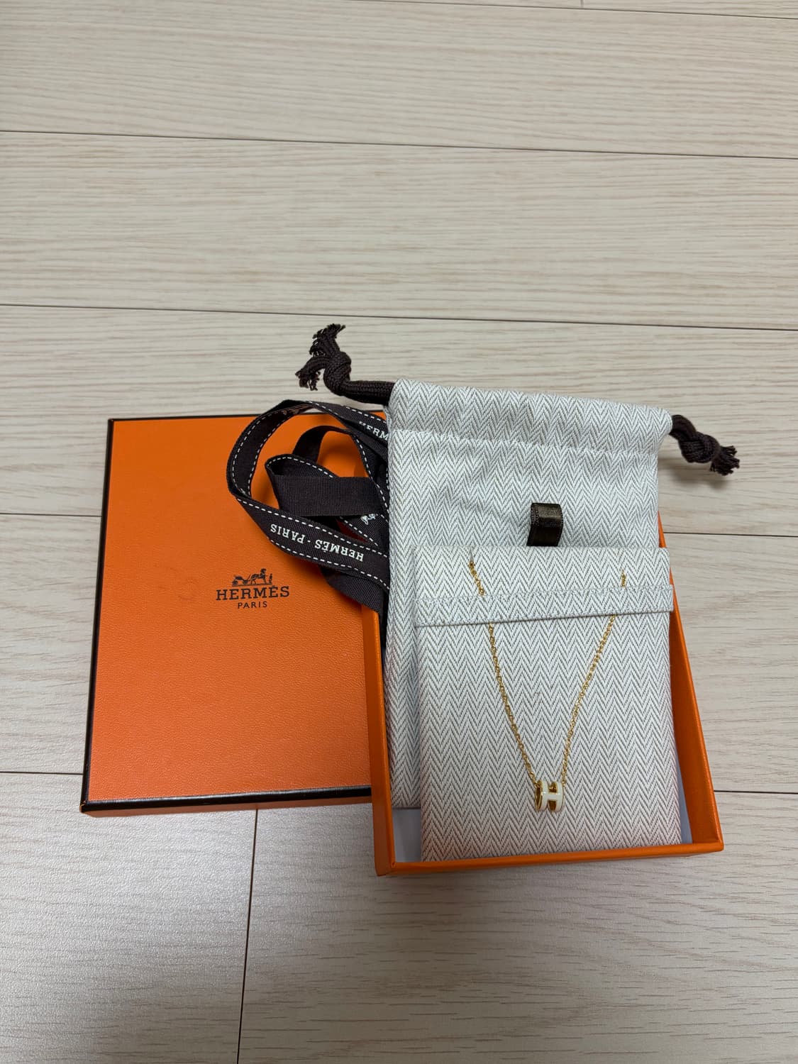 에르메스 미니 팝아슈 골드 판매합니다! 상품이미지5