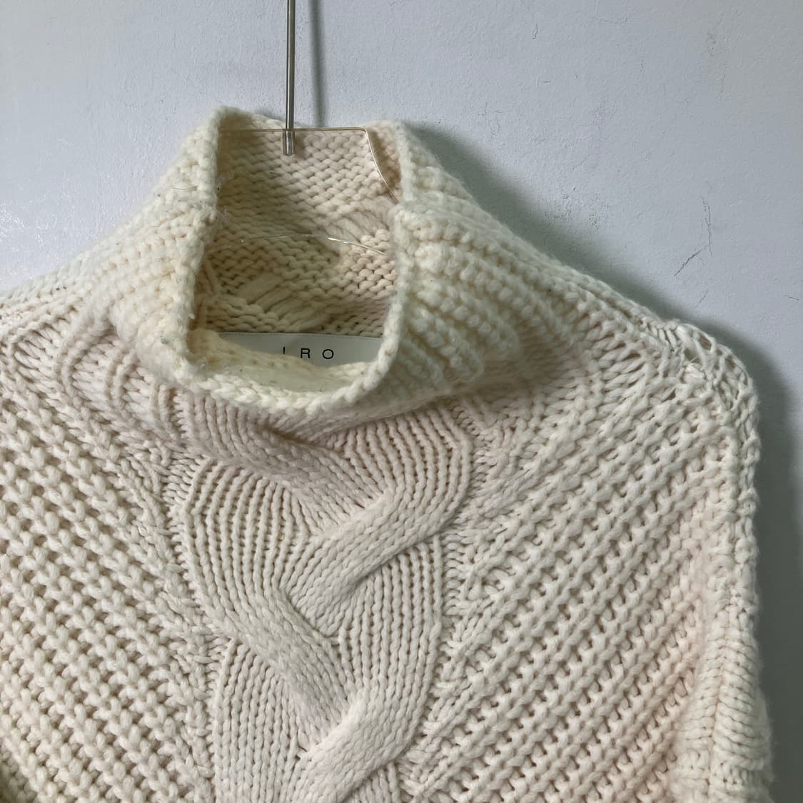 이로 아이보리 케이블 니트 스웨터 XS 상품이미지4