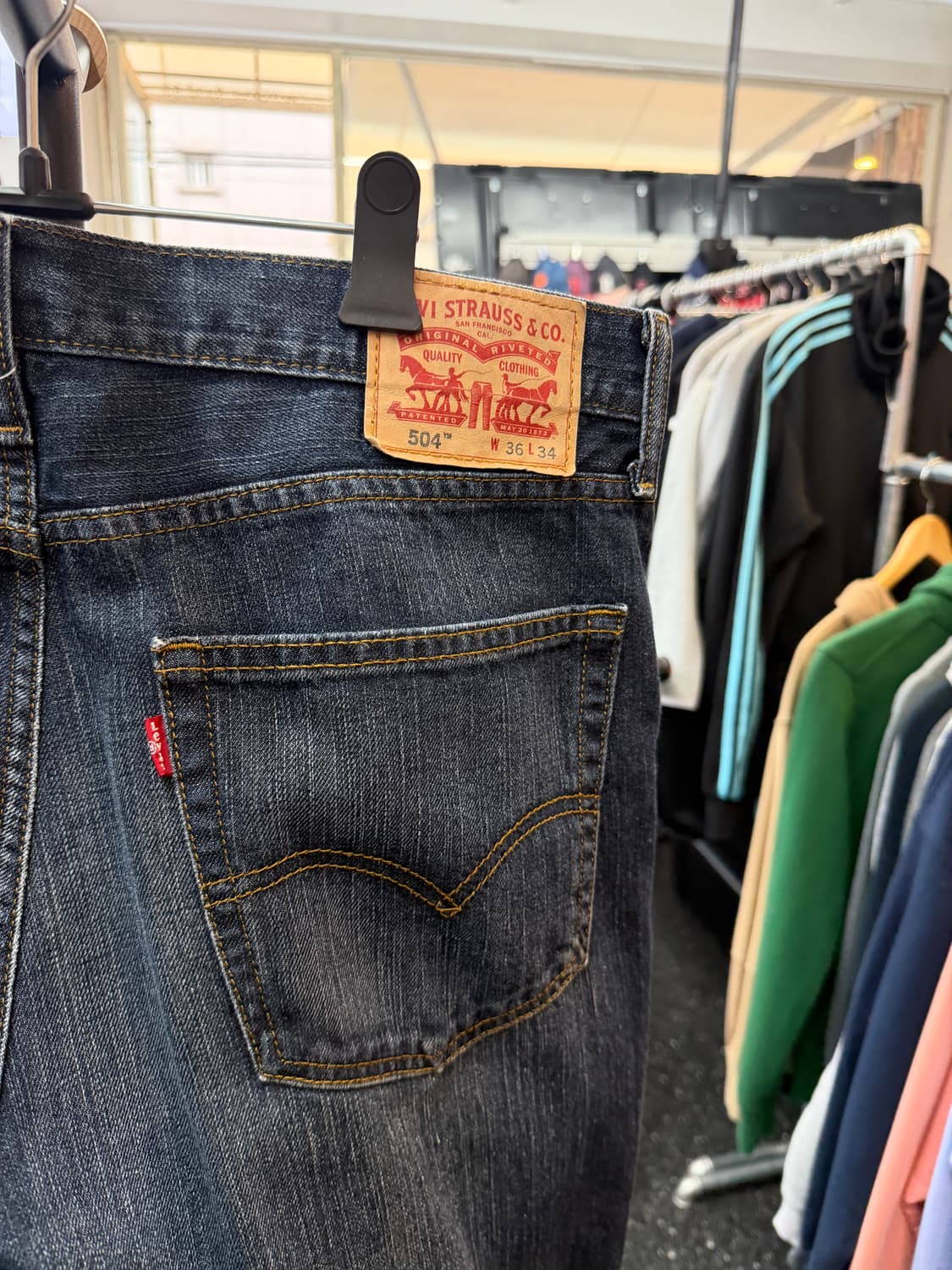 리바이스 504 데님 상품이미지1