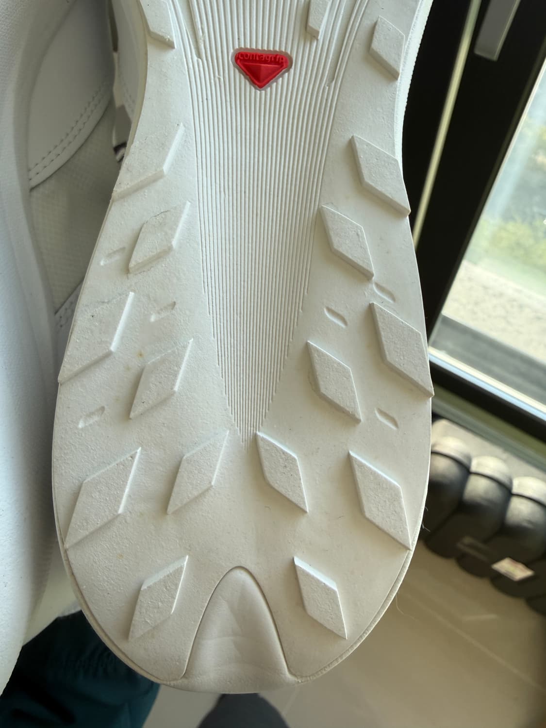 살로몬 꼼데가르송 SR90 화이트 상품이미지4