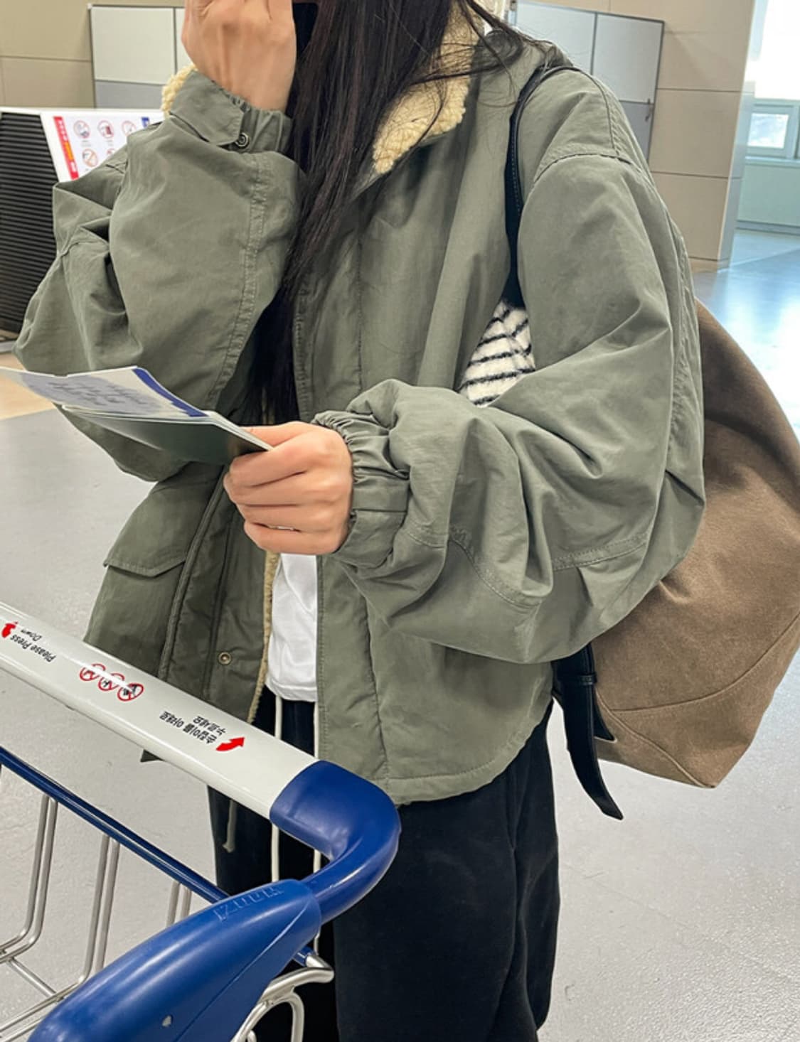 [택o 새상품] 나이니 카터 숏패딩 야상 점퍼 카키 상품이미지1