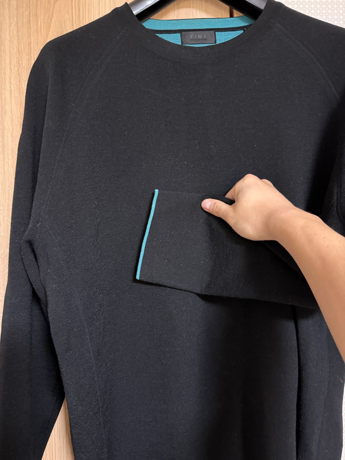 타임옴므 블랙/터콰이즈 니트 105사이즈  상품이미지3
