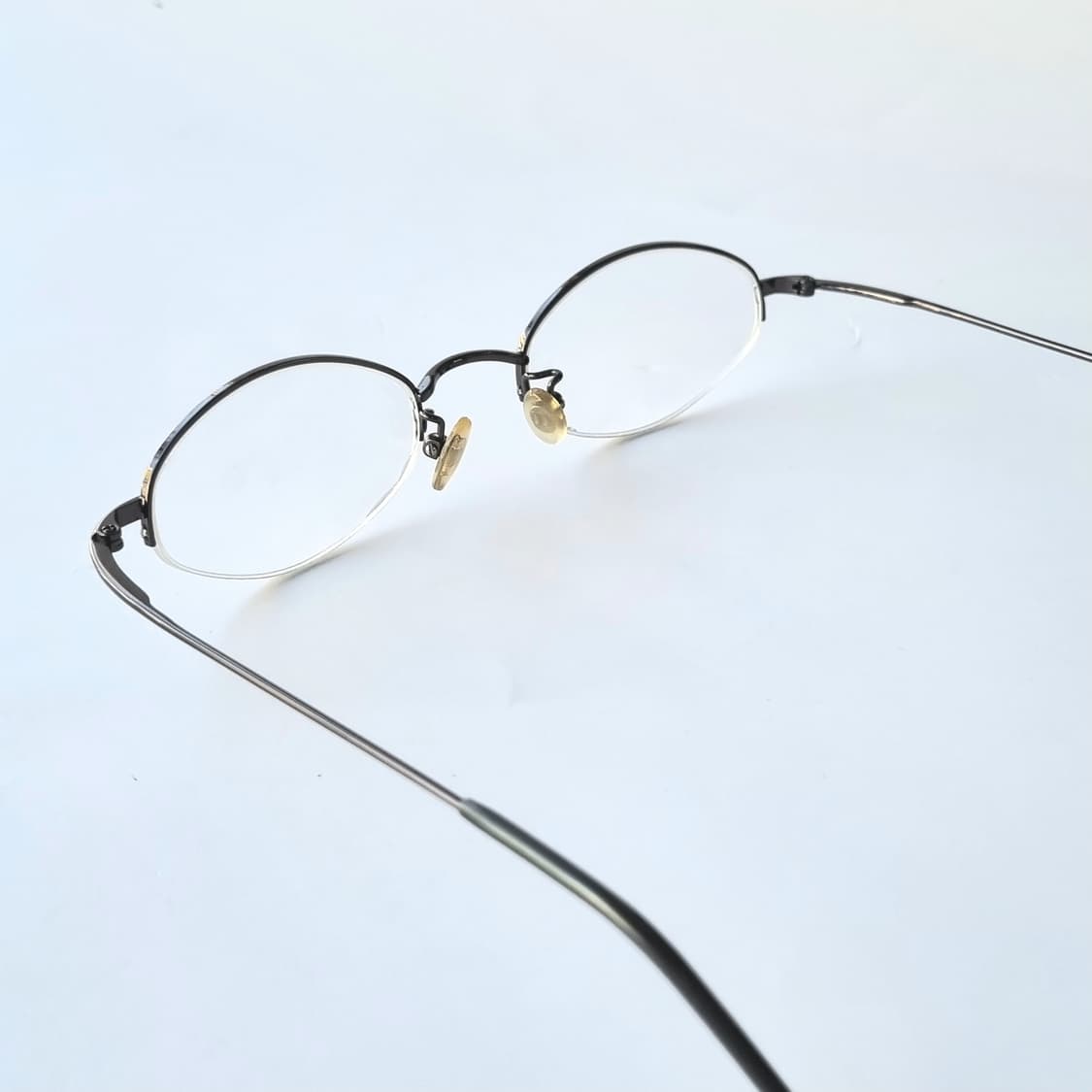 데드스탁 긱시크의 정점, 타원형 반무테 안경테 748 상품이미지3