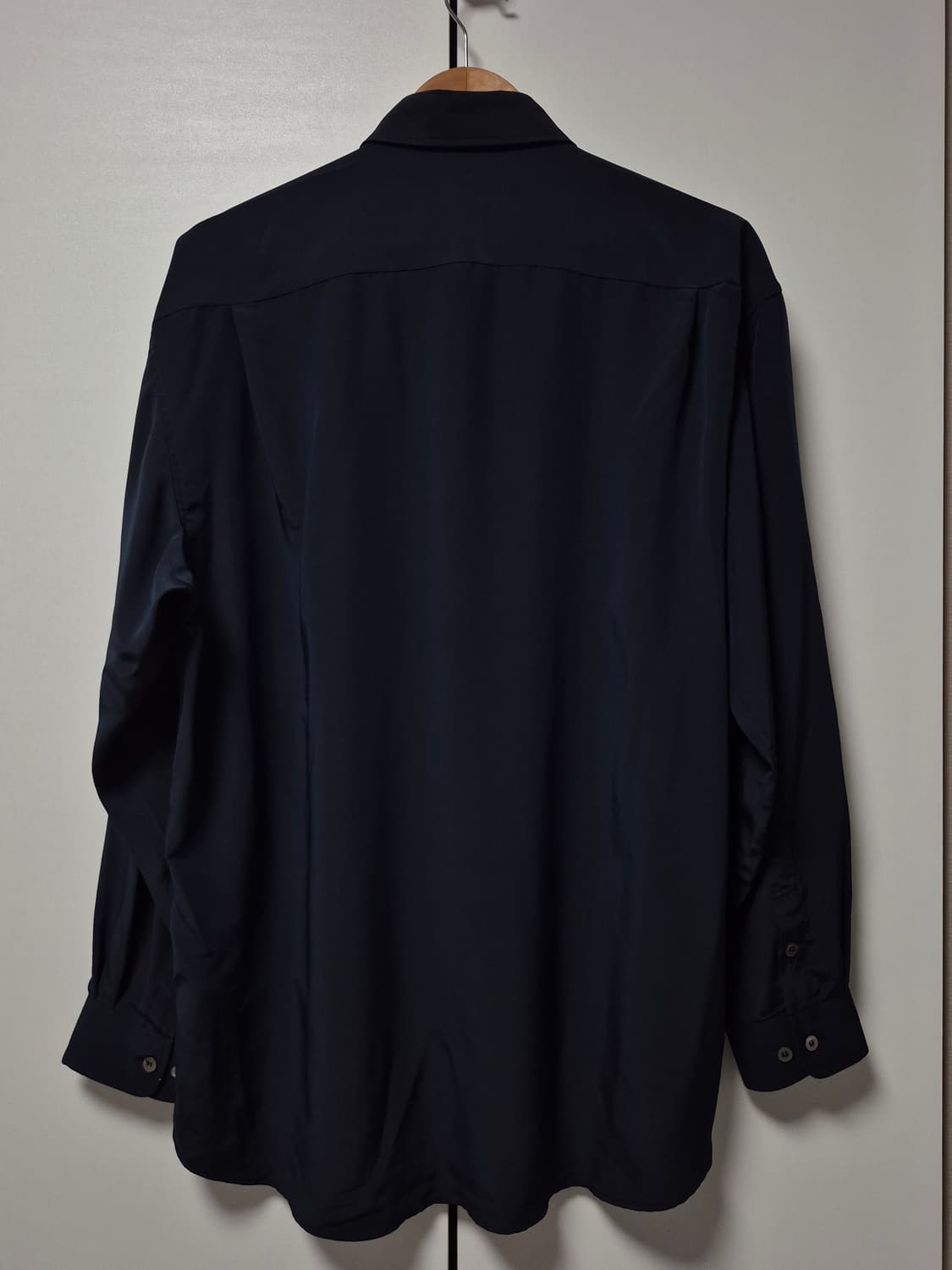 입생로랑 실키 셔츠 블랙 남성 110사이즈 상품이미지4