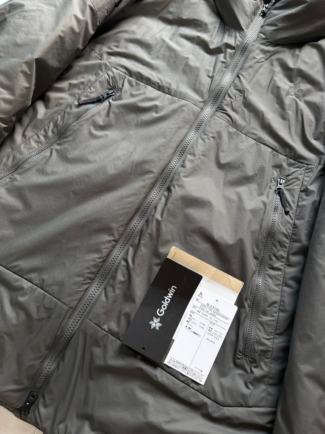 [3사이즈] 골드윈 고어텍스 퍼피 패딩 상품이미지3