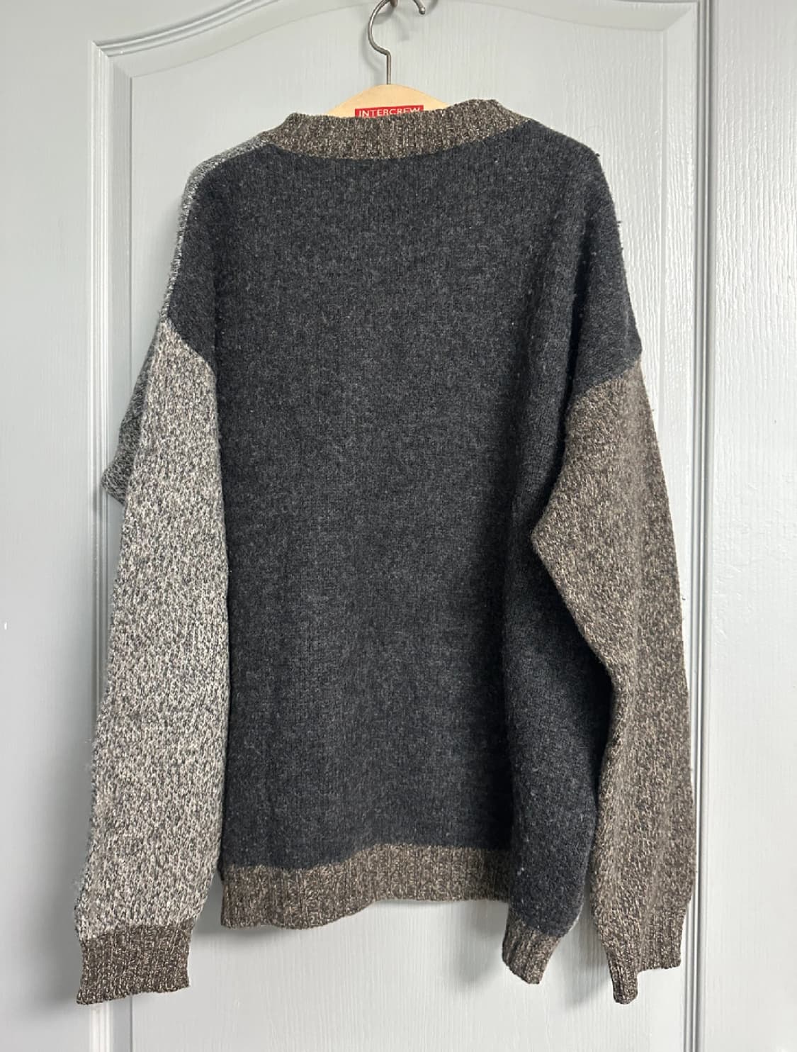 시슬리 아가일 니트 상품이미지2