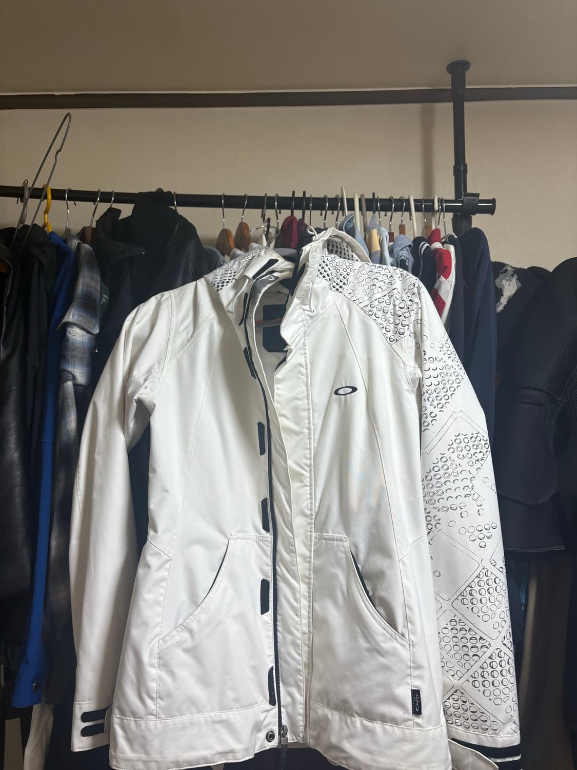 오클리 바람막이 xs 상품이미지1