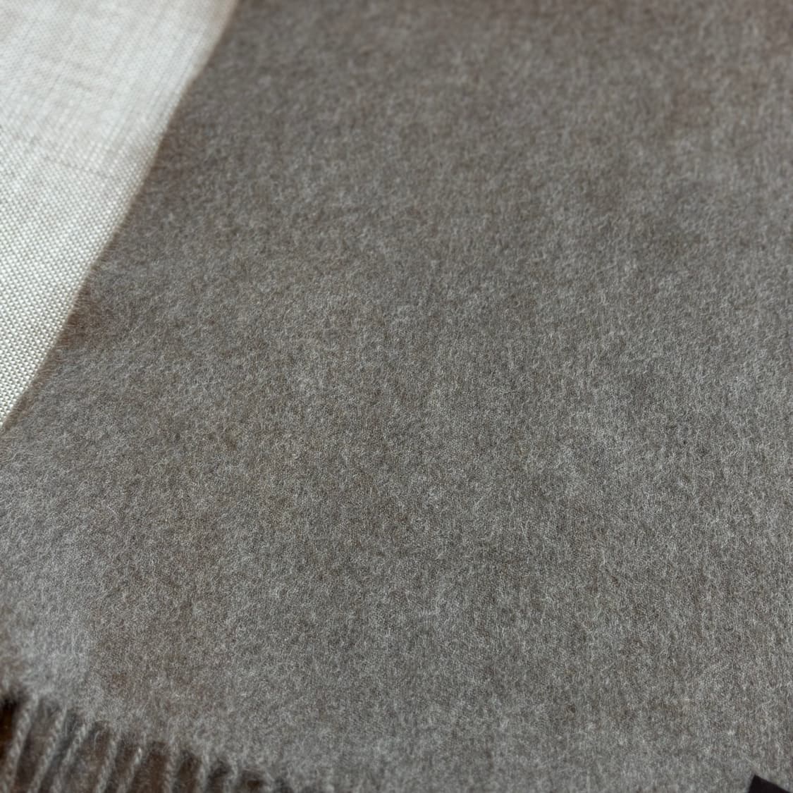 아. 테스토니(A.testoni) 캐시미어 100 머플러  상품이미지9