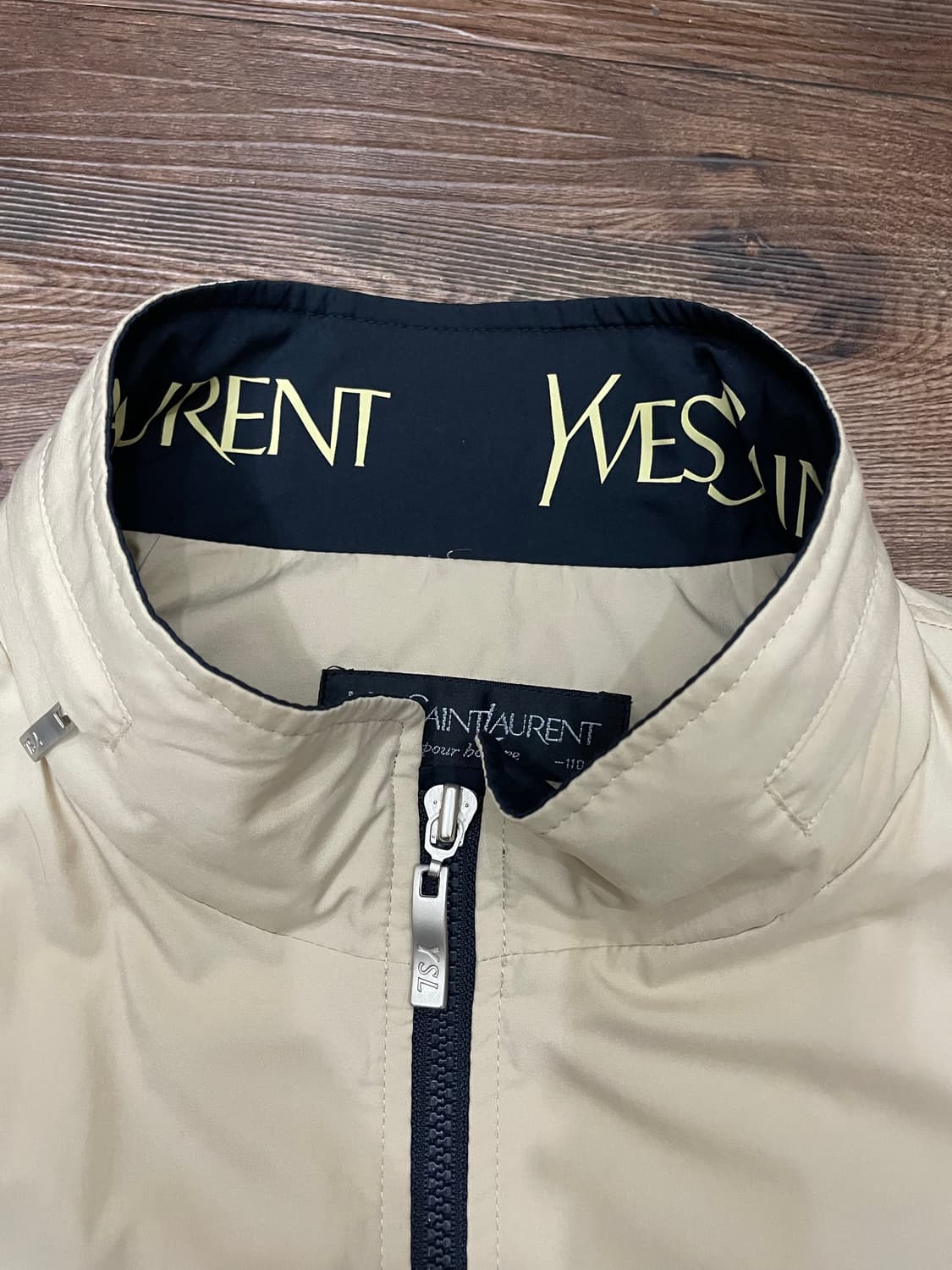 입생로랑 YSL 베이지 바람막이 자켓 상품이미지7