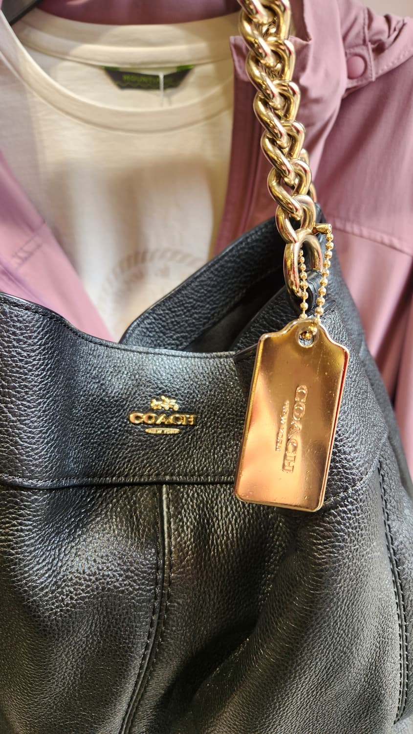 코치 블랙 숄더백 상품이미지7