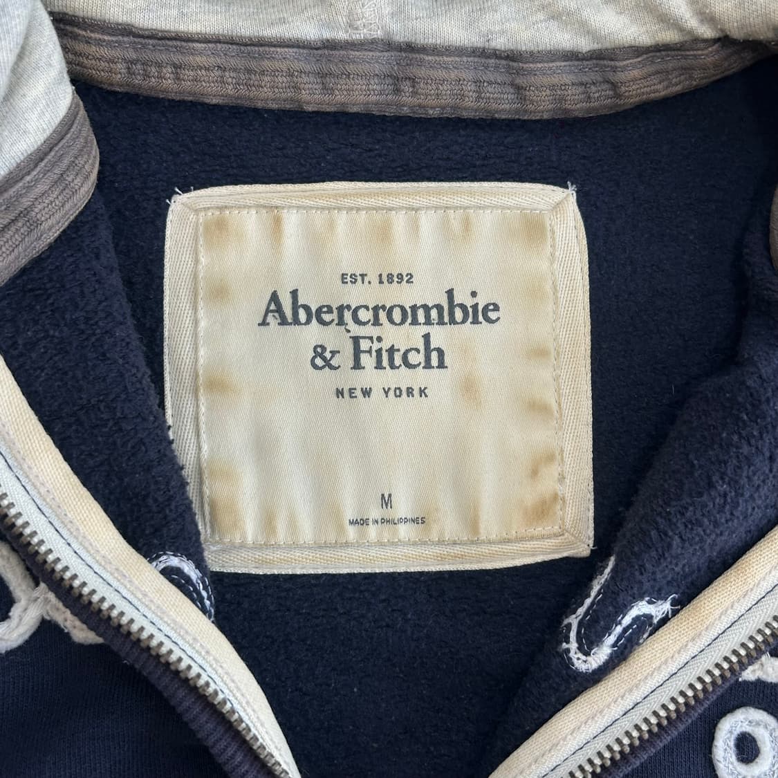 Abercrombie 아베크롬비 레터링로고 네이비 후드집업 상품이미지5