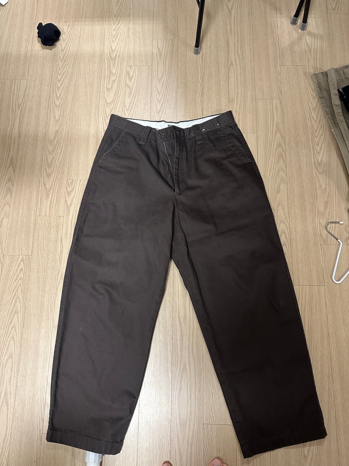 유니클로 와이드핏 치노팬츠 2컬러 상품이미지5