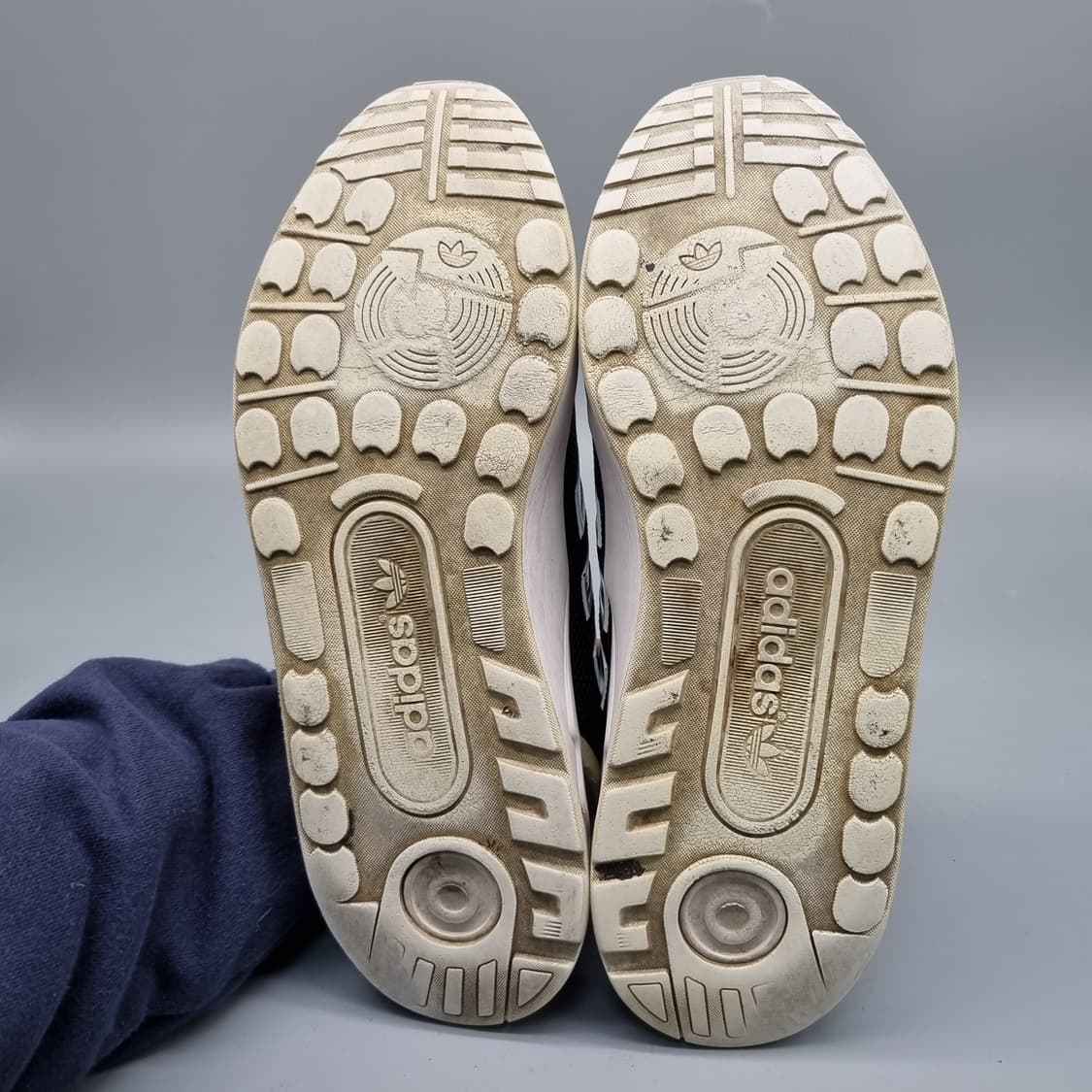 아디다스 zx플럭스 남성운동화270  상품이미지3