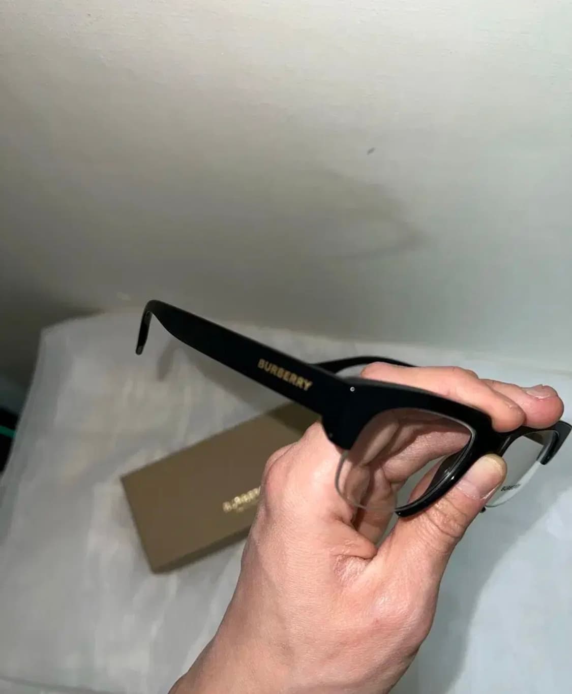 BURBERRY B2314 반 뿔테 안경 상품이미지5