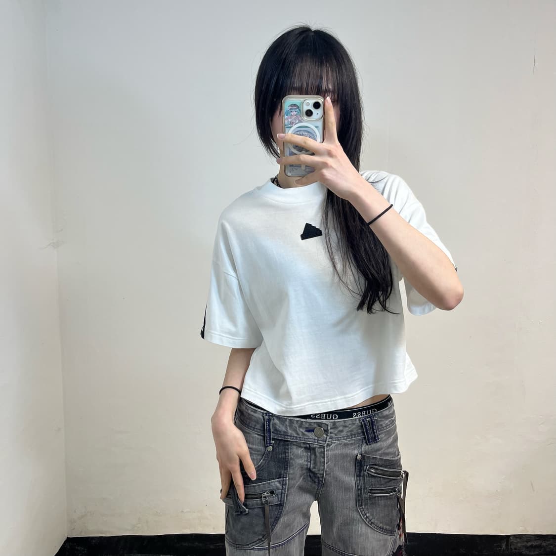 Adidas white three stripes crop t-shirt  상품이미지1