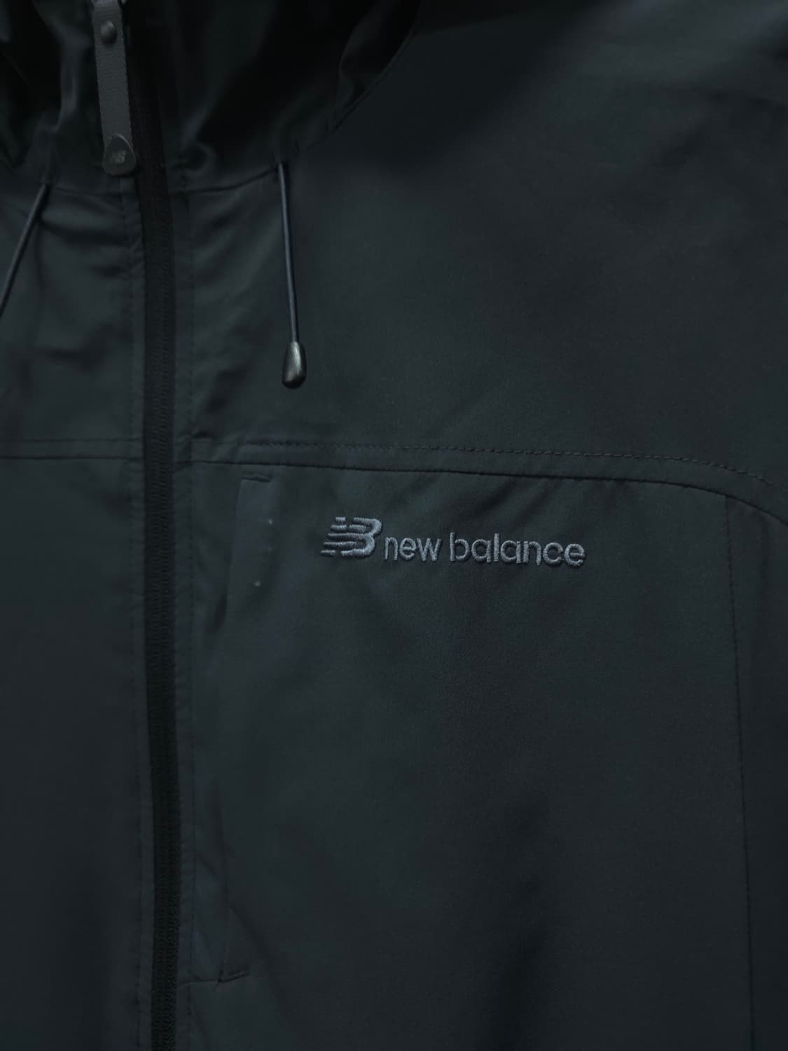 뉴발란스 투웨이 바람막이 자켓 (남성 상품이미지3