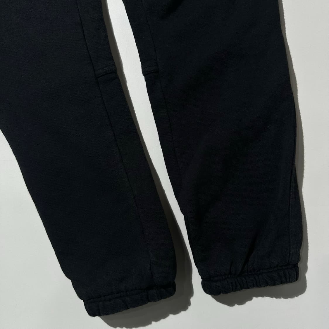 오프화이트 스웨트 카고 조거 팬츠 블랙 상품이미지9