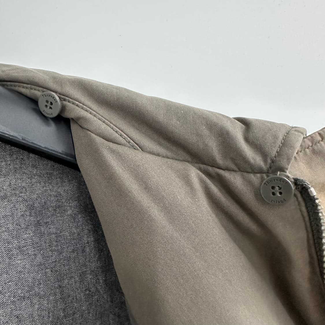 100 써스데이아일랜드 남자 덕다운 패딩 상품이미지7