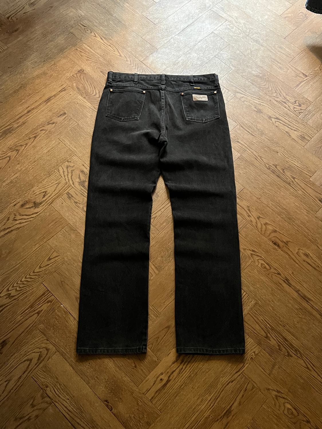 [36]랭글러 USA 스트레이트핏 흑청 데님 팬츠 상품이미지2