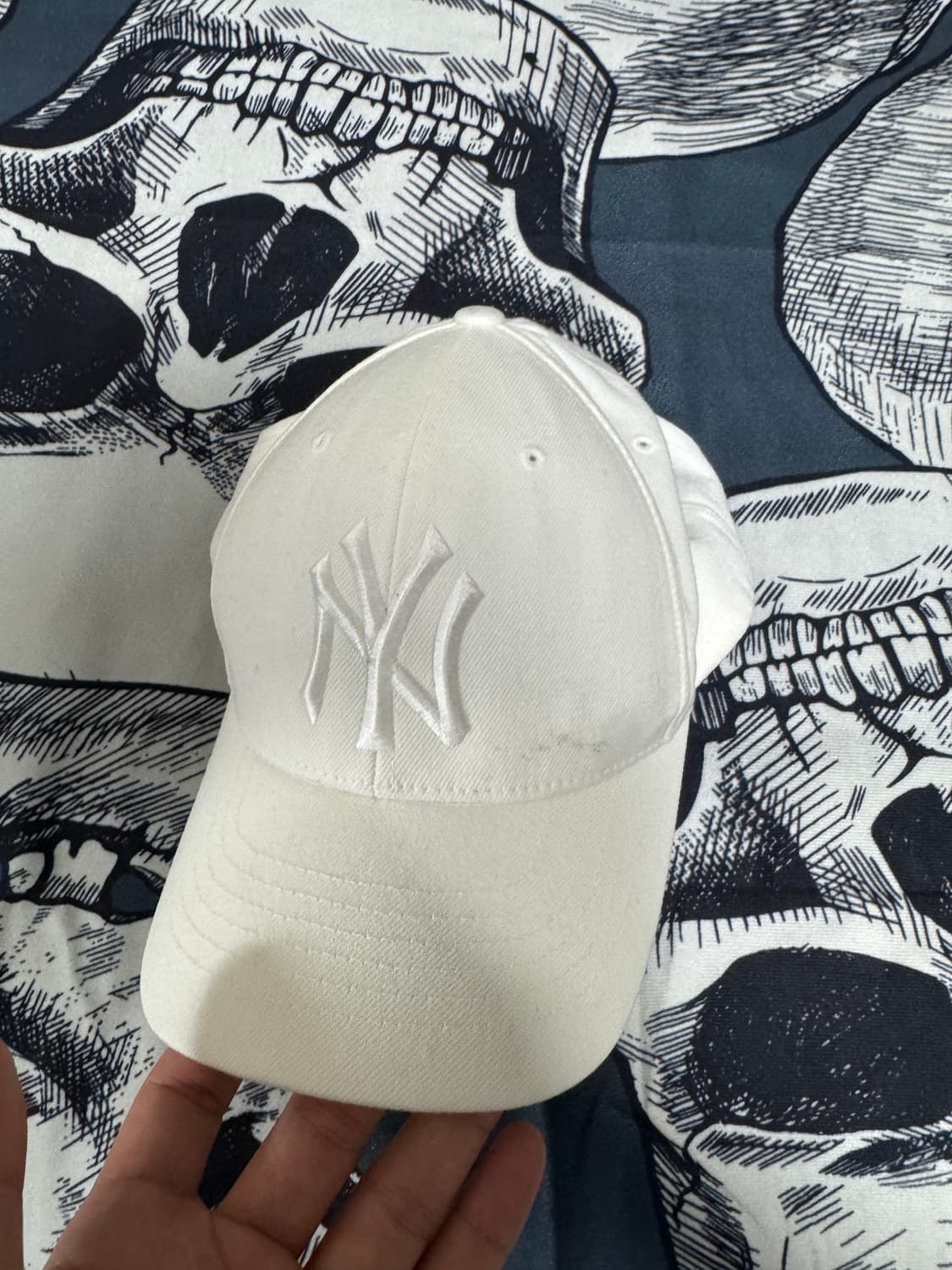 mlb 엠엘비  화이트 볼캡  상품이미지1