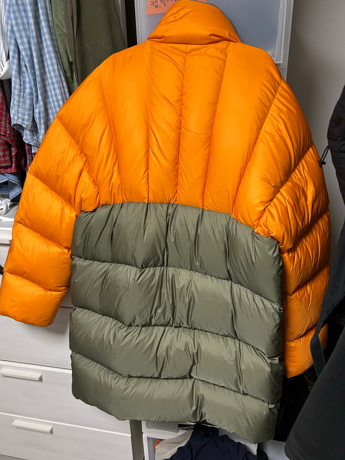 아크네스튜디오 덕다운 판매합니다 상품이미지5