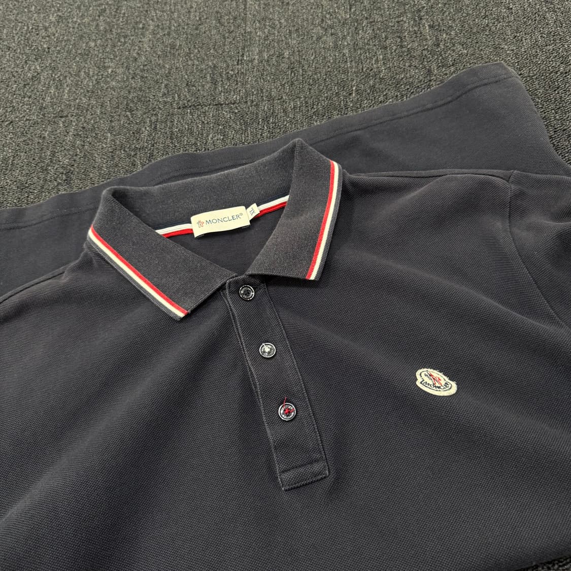 몽클레어 카라 네이비 반팔티 상품이미지7