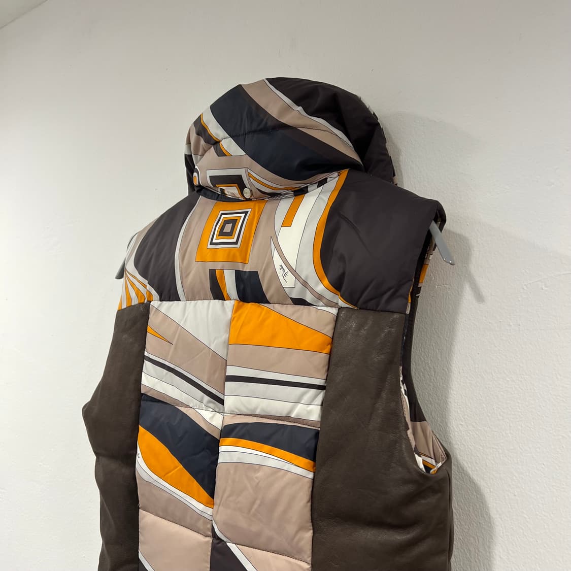 EMILIO PUCCI 에밀리오 푸치 패딩 베스트 상품이미지6