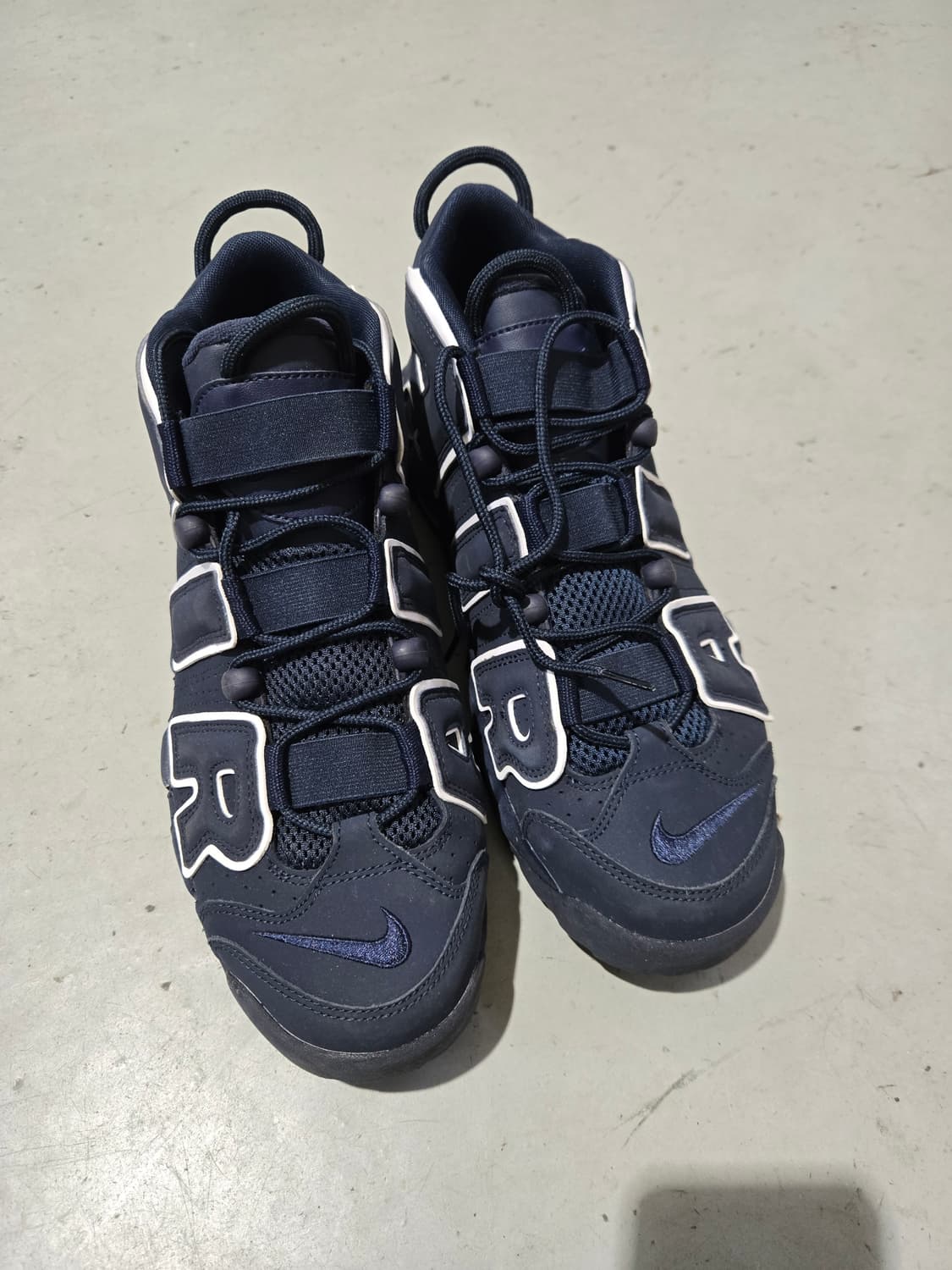 나이키 업템포 옵시디언  상품이미지1