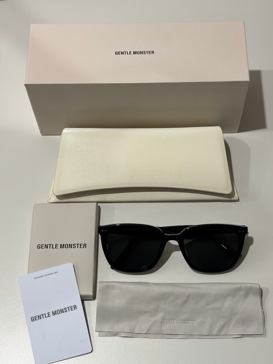 젠틀몬스터 하이저 01 선글라스 상품이미지2