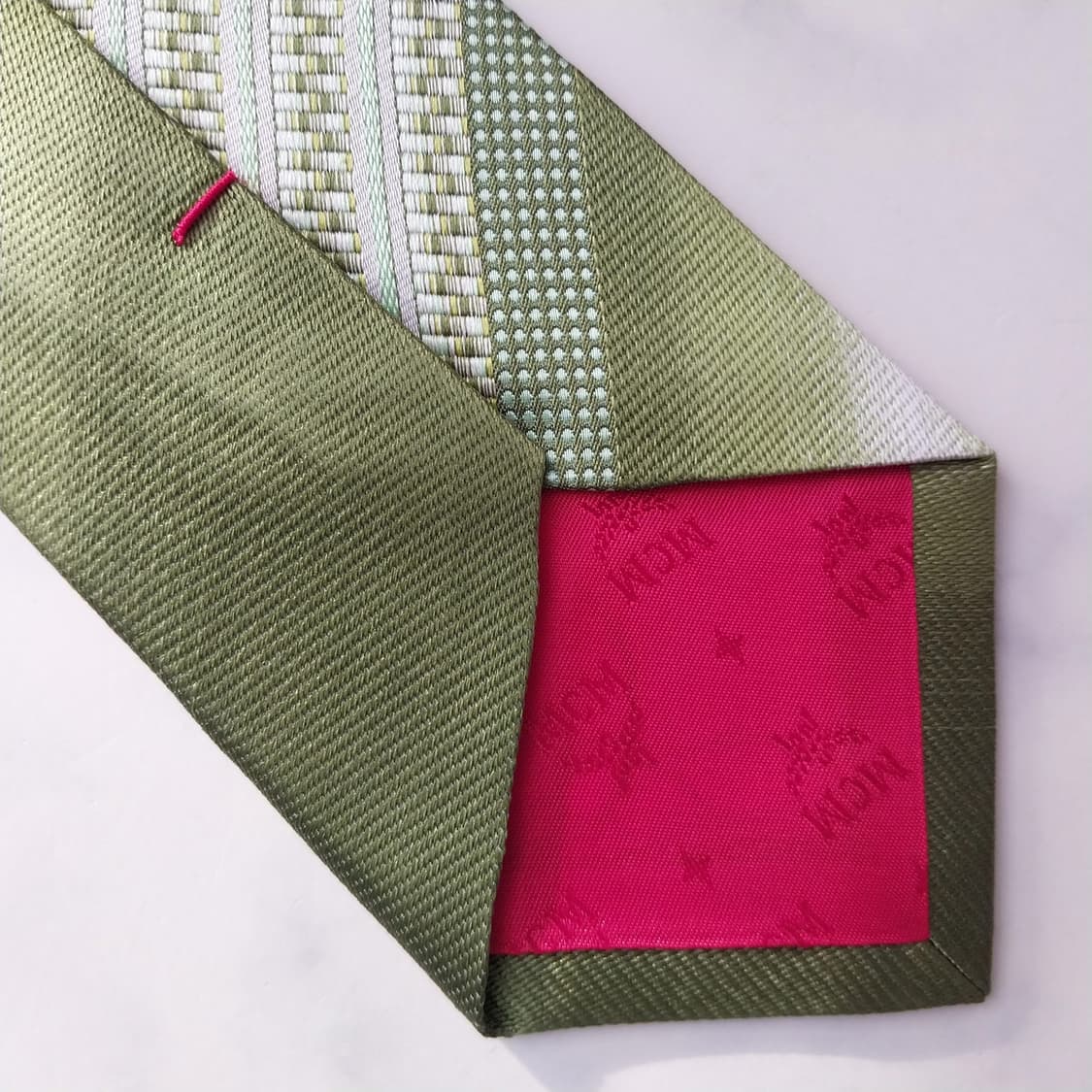 MCM 실크 그린 스트라이프 텍스처 넥타이 8.7cm A+등급 K1608 상품이미지10