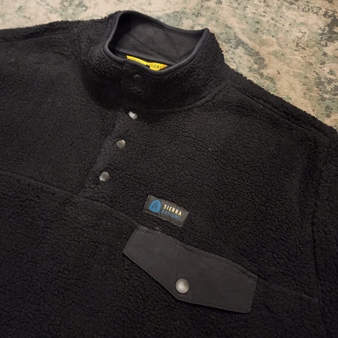 시에라 디자인 신칠라 플리스 상품이미지1