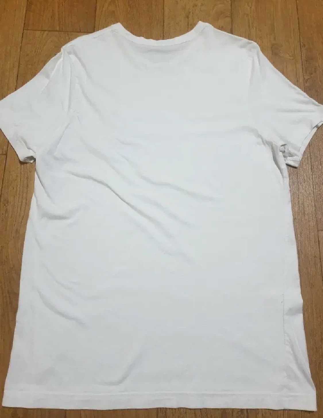 타미힐피거 반팔티 95 사이즈입니다 상품이미지4