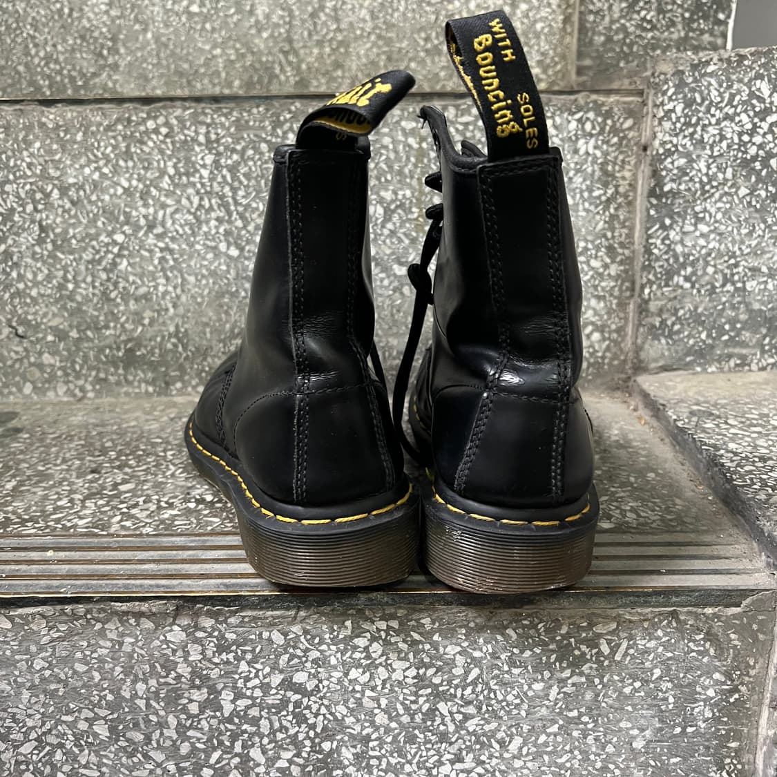 닥터마틴 1460 8홀 부츠 상품이미지3