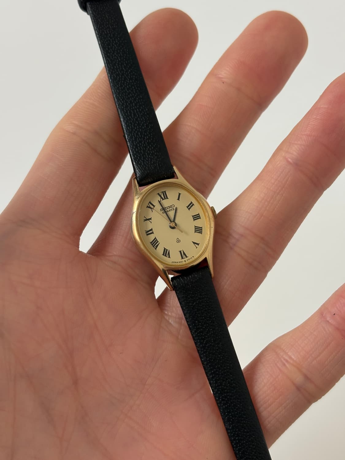 1980s Roman Index Gold Oval Ladies Quart 상품이미지1