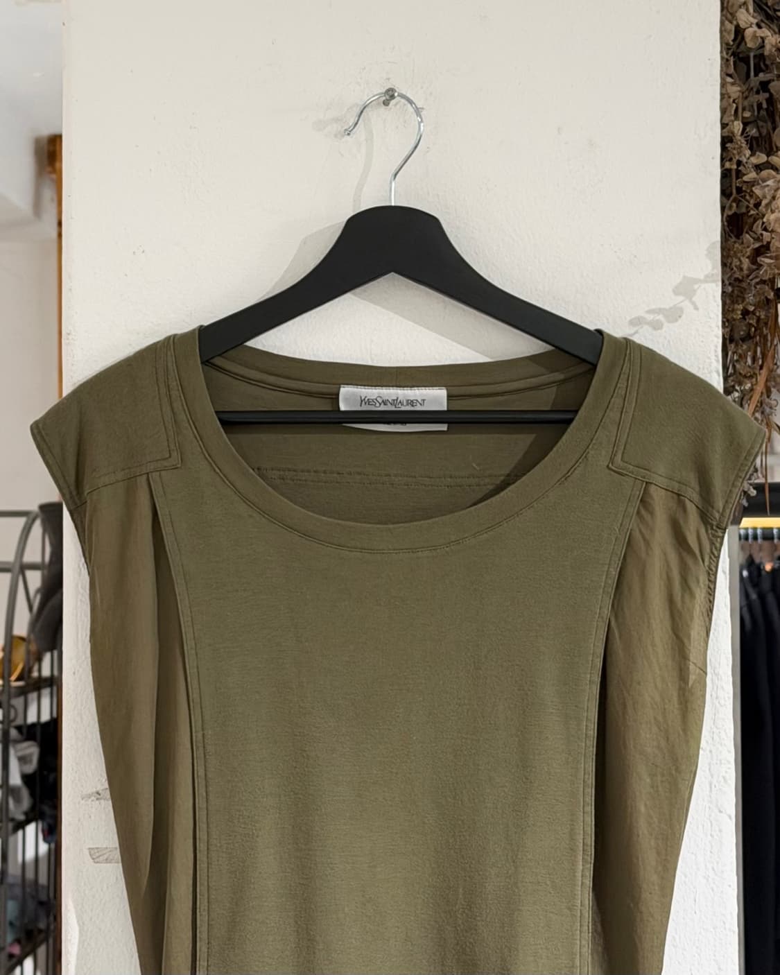 이브 생로랑 카키 스트랩 슬리브리스 상품이미지4